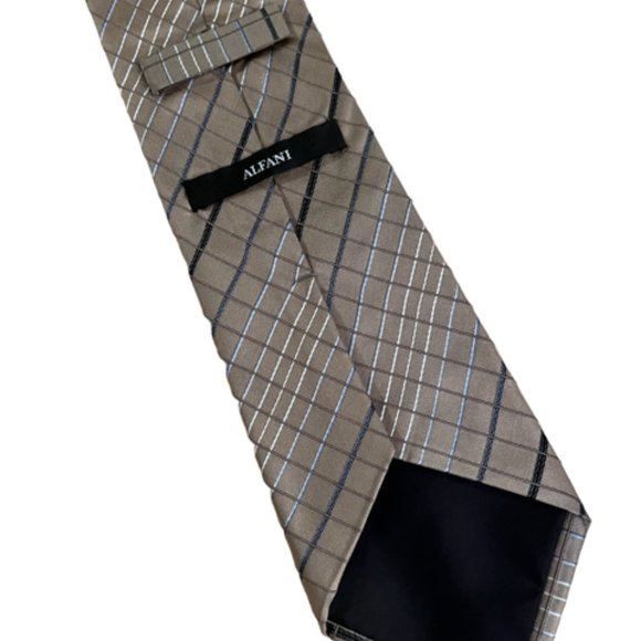 ALFANI TIE 100% Silk - Picture 3 of 3